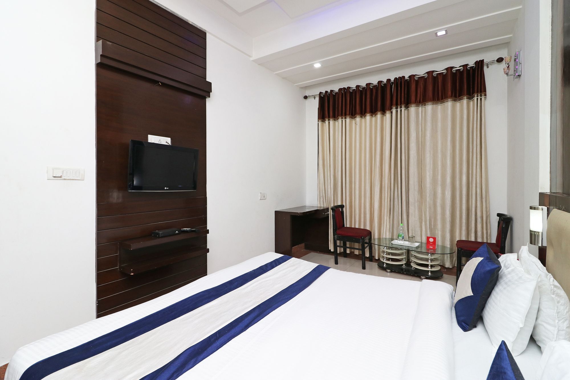 Oyo 9974 Hotel Taj Prince Agra (Uttar Pradesh) Exterior foto